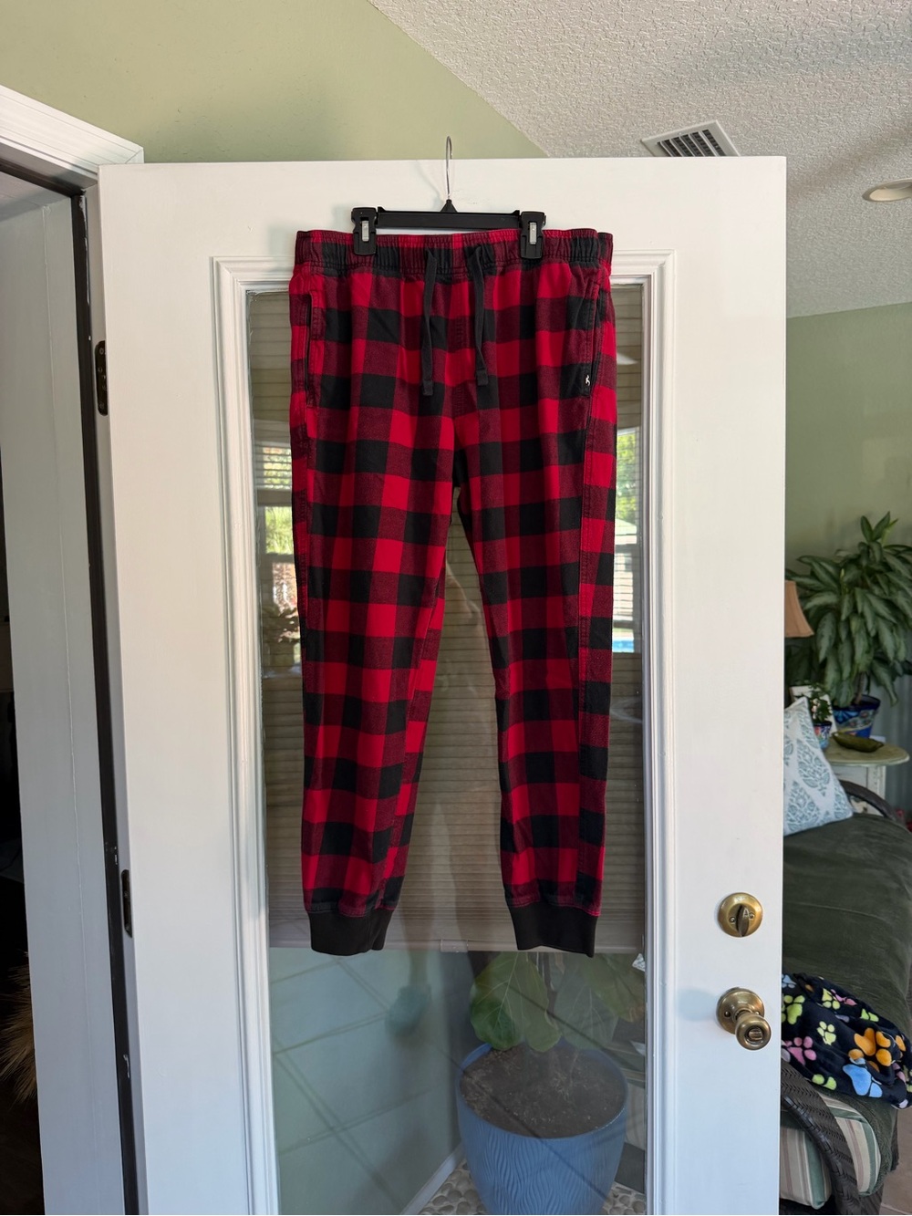 Men’s Hollister Flannel Sleep Pants (medium)